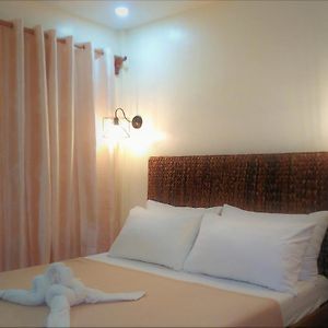 Budget King Room